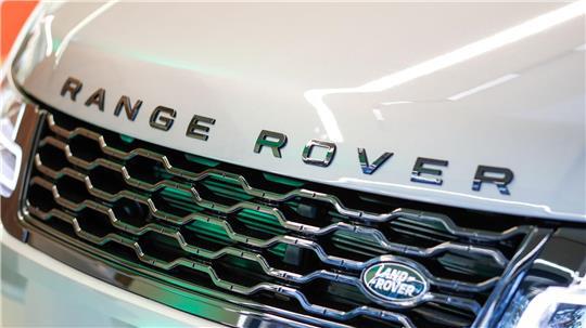 Der britische Autobauer Jaguar Land Rover wurde vor wenigen Tagen Opfer einer Cyberattacke. (Archivbild)