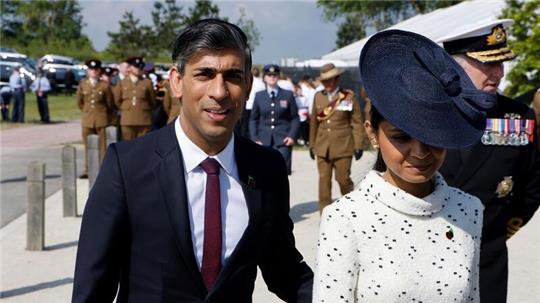 Der britische Premierminister Rishi Sunak und seine Frau Akshata Murty.