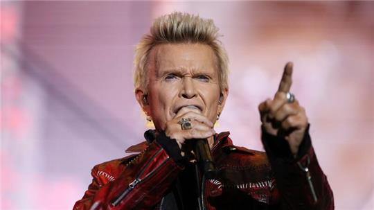 Der britische Sänger Billy Idol startete in den USA richtig durch.