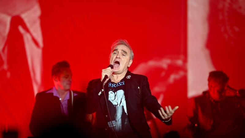 Streitbare Kultfigur des Indie-Rock: Morrissey wird 65 Der britische Sänger und ehemalige Smiths-Frontmann Morrissey wird 65.