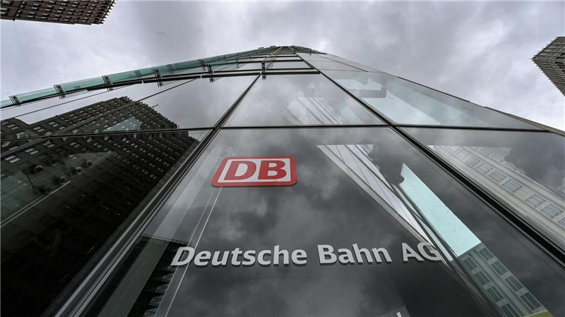 Einer der schwierigsten Jobs: Neue Bahn-Spitze gesucht Der bundeseigene Konzern steckt in einer tiefen Krise.