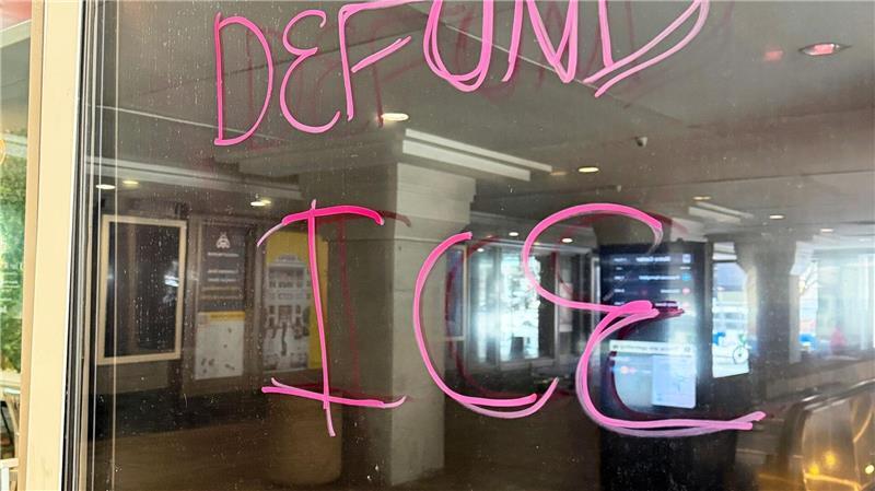 Der demokratische Minderheitsführer im Senat, Chuck Schumer, drängte zuletzt darauf, die Finanzierung des Heimatschutzministeriums separat zu behandeln. (Archivbild)