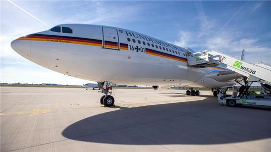 Der deutsche Regierungsflieger „Konrad Adenauer“ ist 25 Jahre alt.