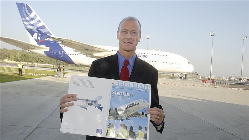 Der ehemalige Airbus-Chef Thomas Enders präsentiert das TAGEBLATT-Magazin "Startklar!".