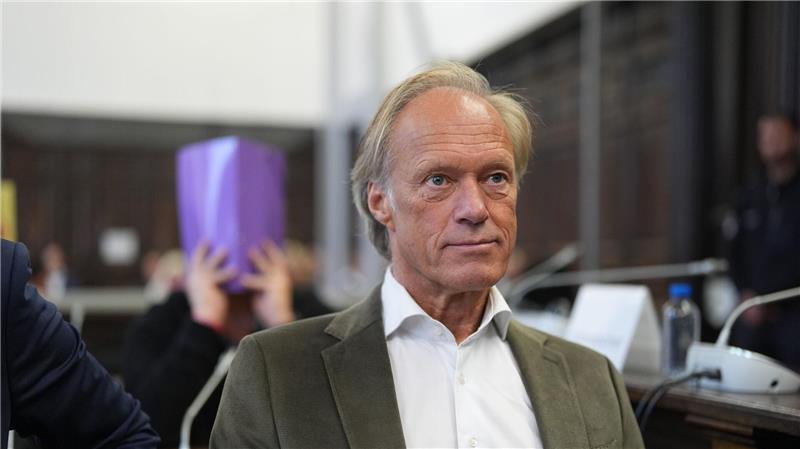 Block-Entführer entschuldigt sich bei Vater und den Kindern Der ehemalige Fernsehmoderator Gerhard Delling und Lebensgefährte von Christina Block ist wegen Beihilfe angeklagt.