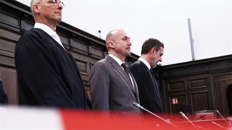 Der ehemalige Offizier einer Spezialeinheit des ukrainischen Militärs steht vor Gericht in Hamburg.