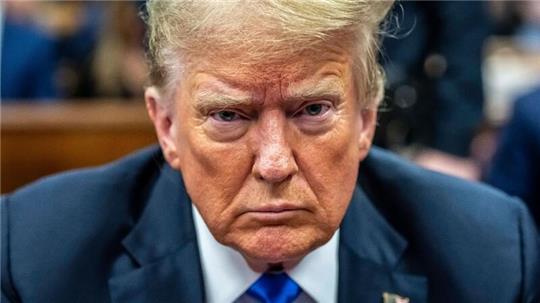 Der ehemalige US-Präsident Donald Trump wurde Ende Mai im Prozess um die Verschleierung von Schweigegeld-Zahlungen an eine Pornodarstellerin für schuldig gesprochen.