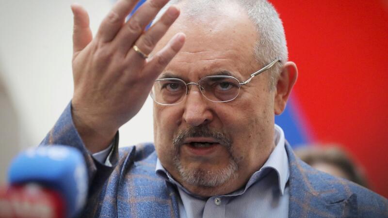 Russland: Nadeschdin droht das Aus bei Präsidentenwahl Der einzige Präsidentschaftsbewerber, der offen gegen den Angriffskrieg gegen die Ukraine auftritt: Boris Nadeschdin.