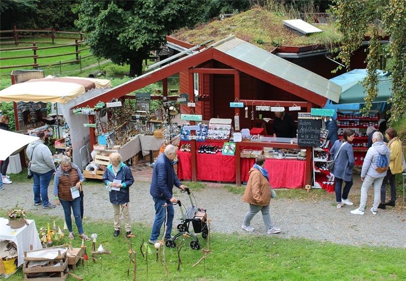 Der erste Markttag von „Langs de Elv“ war ein voller Erfolg. Foto: Jothe/Natureum