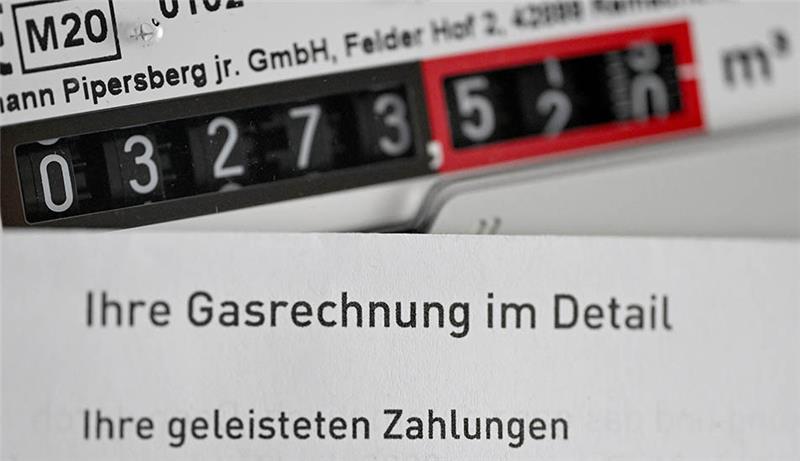 Der europäische Gaspreis ist auf den niedrigsten Stand seit Juni gesunken. Für Verbraucher bleibt es trotzdem teuer. Symbolbild: Bernd Weißbrod/dpa