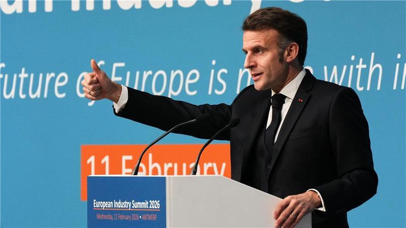 Der französische Präsident Emmanuel Macron ist dafür, bei öffentlichen Ausschreibungen EU-Produkte zu bevorzugen.