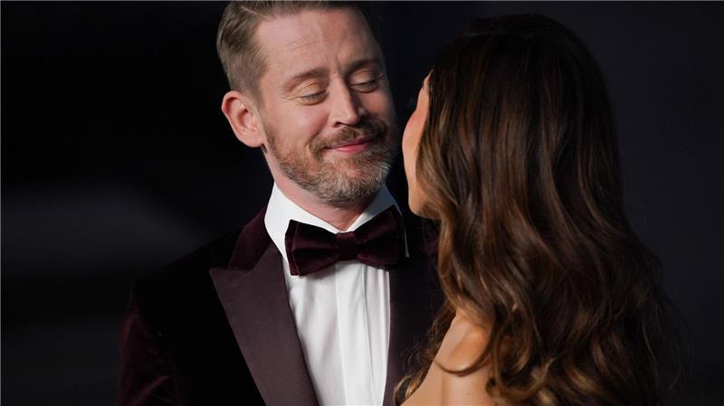 Der frühere Kinderstar und „Kevin“-Darsteller Macaulay Culkin möchte seine kleinen Söhne so lange wie möglich im Dunkeln über seine Rolle in dem Weihnachtsklassiker lassen. (Archivbild)
