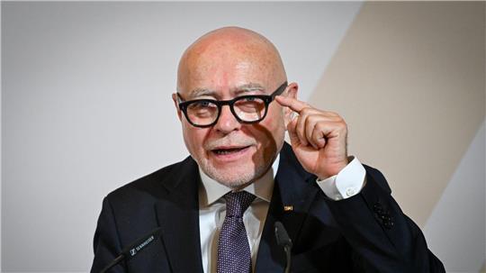 Der frühere Richter des Bundesverfassungsgerichts, Udo Di Fabio, ist derzeit noch zurückhaltend mit Blick auf ein mögliches AfD-Verbotsverfahren. (Archivfoto)