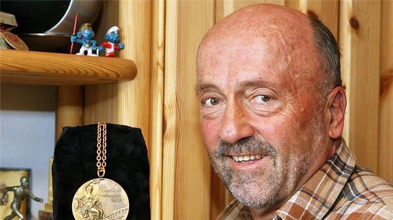 „Goldener Arm“ von München: Olympia-Held Wolfermann tot Der frühere Speerwurf-Olympiasieger Klaus Wolfermann ist im Alter von 78 Jahren gestorben.