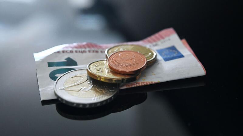 Der gesetzliche Mindestlohn steigt zum 1. Januar.