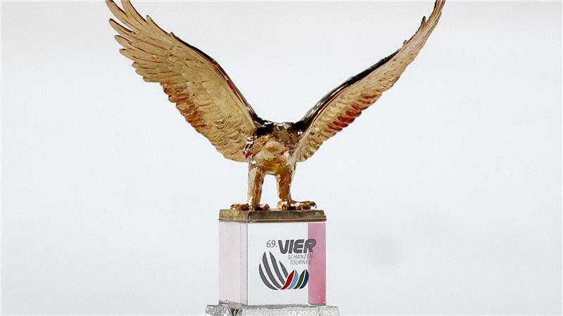 Der goldene Adler wird für den Tournee-Sieger verliehen. (Archivbild)