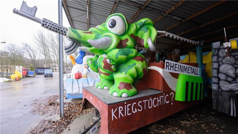 Der grüne Elefant soll die Wandlung der Gesellschaft zum Thema Aufrüstung kritisieren. 