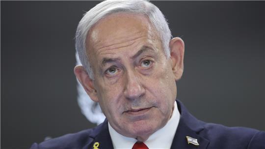 Der israelische Ministerpräsident Benjamin Netanjahu spricht während einer Pressekonferenz in Jerusalem.