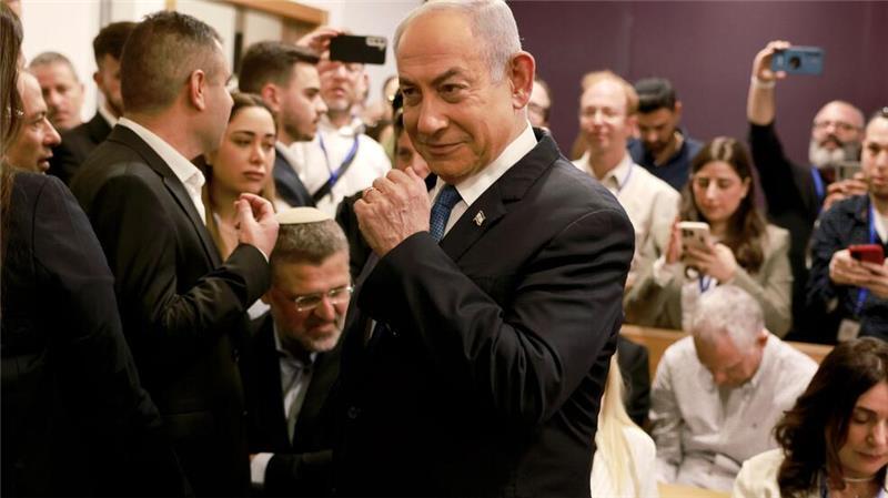 Korruptionsprozess: Netanjahu kritisiert „absurde Vorwürfe“ Der israelische Regierungschef Benjamin Netanjahu vor Gericht.