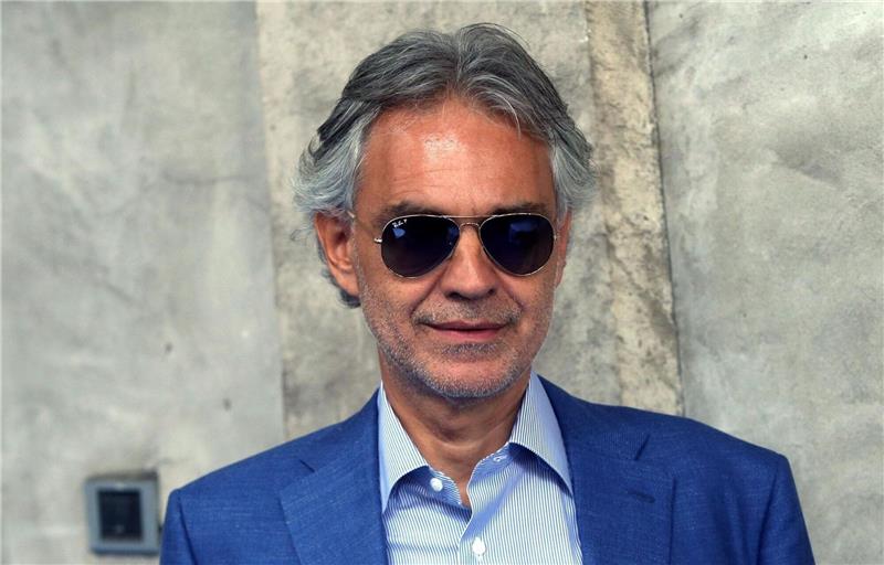 Bocelli mag sich keine Gedanken über eigenen Abschied machen Der italienische Sänger Andrea Bocelli denkt lieber ans Leben als an den Tod.