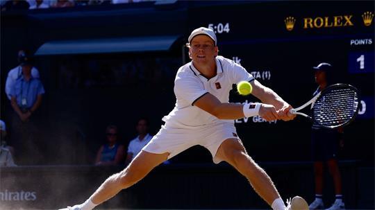 Der italienische Tennis-Star Jannik Sinner muss für die US Open ab. (Archivbild)