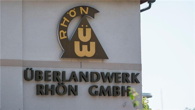Mann sticht Kollegen am Arbeitsplatz nieder - eine Tote Der kommunal getragene Stromversorger ist laut dem Bürgermeister ein sehr familiäres Unternehmen.