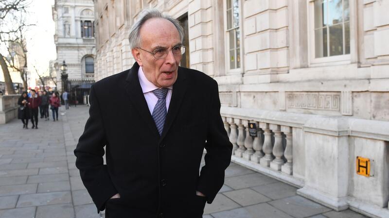Britischer Abgeordneter wegen Fehlverhaltens suspendiert Der konservative Abgeordnete Peter Bone wurde wegen Fehlverhaltens suspendiert.