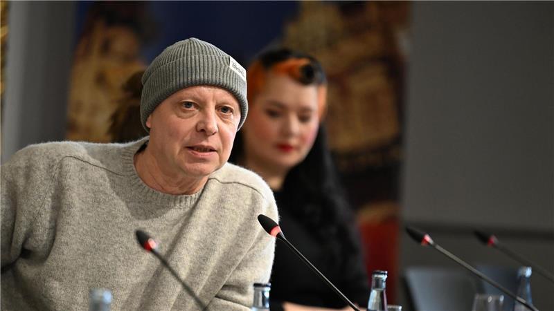 Der künftige Intendant am Theater Bremen, Armin Petras, freut sich auf seine neue Aufgabe.