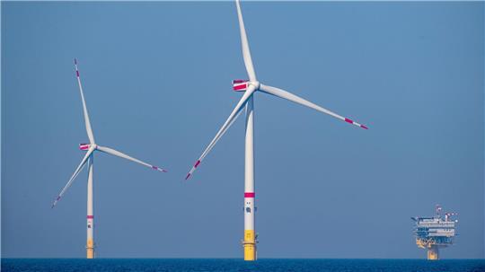 Der künftige Windpark Gennaker soll eine Leistung von 976,5 Megawatt haben. (Archivbild)