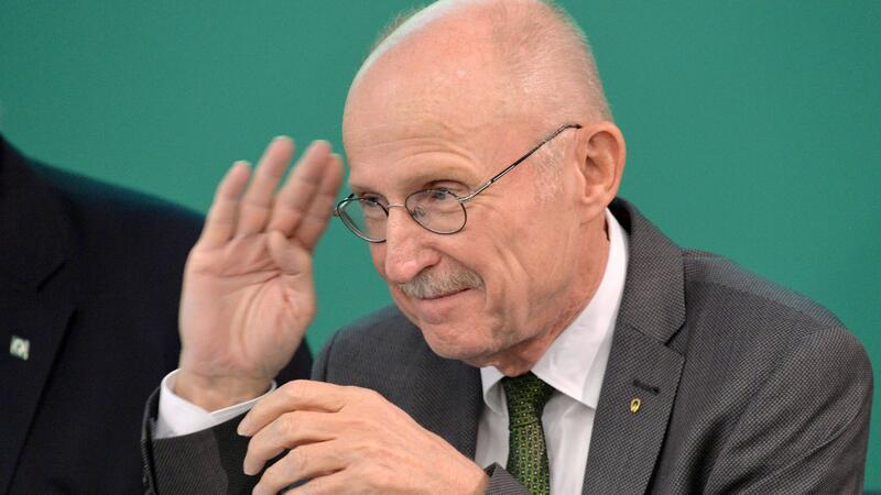 Der langjährige Werder-Manager Willi Lemke ist gestorben.