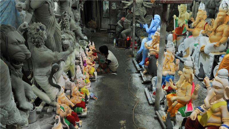 Bilder des Tages Der letzte Schliff für den Elefantengott Ganesha vor dem Ganesh Chaturthi-Fest