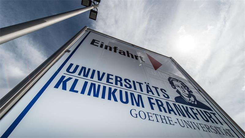 Der mit dem Ebola-Virus infizierte US-Bürger wird in Frankfurt behandelt. (Archivbild)