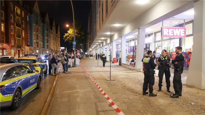 Der mutmaßliche Täter wurde nach dem Vorfall in einem Supermarkt festgenommen.