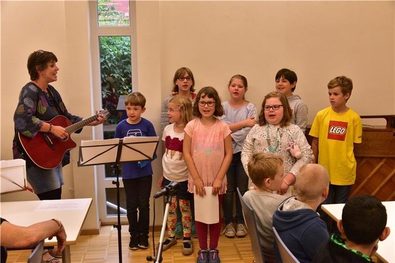 Der neu gegründete Kinderchor „Klangfarben“ tritt beim Fest zum ersten Mal öffentlich auf. Foto: Beneke