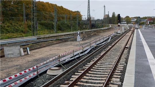 Der neue Bahnhof soll nun erst 2029 fertig werden. 
