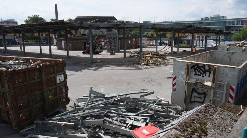 Der neue Harburger Busbahnhof wird mit sogenanntem grünen Stahl gebaut. (Archivbild)
