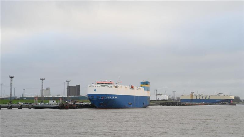 Bau von Emder Großschiffsliegeplatz soll im Sommer starten Der neue Liegeplatz im Außenhafen soll zwischen Emspier und dem Emskai entstehen. (Archivbild)