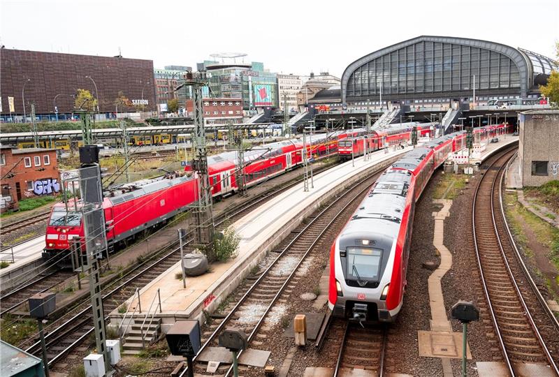 Der neue S-Bahn-Tunnel ist ein Kernelement des schnelleren Deutschlandtaktes rund um Hamburg. Foto: dpa
