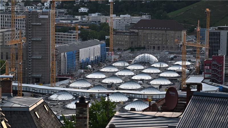 Gericht: Bahn bleibt auf Mehrkosten von Stuttgart 21 sitzen Der neue Tiefbahnhof in der Stuttgarter Innenstadt soll vermutlich Ende 2026 teilweise in Betrieb gehen. (Archivbild)