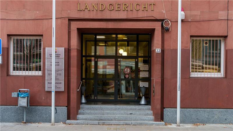 Der nicht öffentliche Prozess hat laut Gerichtssprecher planmäßig begonnen. (Archivbild)