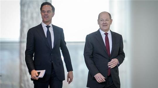 Der niederländische Ministerpräsident Mark Rutte und Bundeskanzler Olaf Scholz.