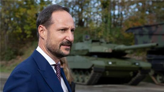 Der norwegische Kronprinz ist zu einem viertägigen Besuch nach Deutschland gekommen.