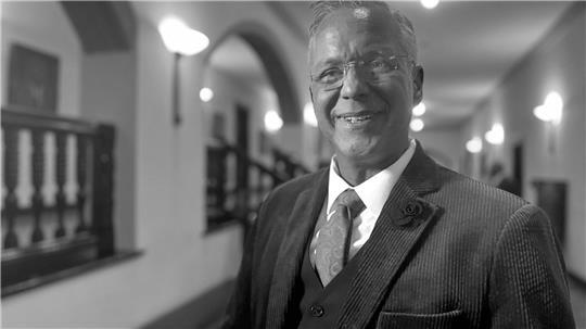 Warum der Tod von Sylts Ex-Bürgermeister weiter Fragen aufwirft Der parteilose Nikolas Häckel starb am 30. Oktober 2024.