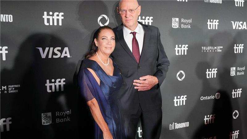 Doku über Hamas-Überfall: Premiere beim Toronto-Filmfestival Der pensionierte israelische General Noam Tibon und seine Frau Gali.