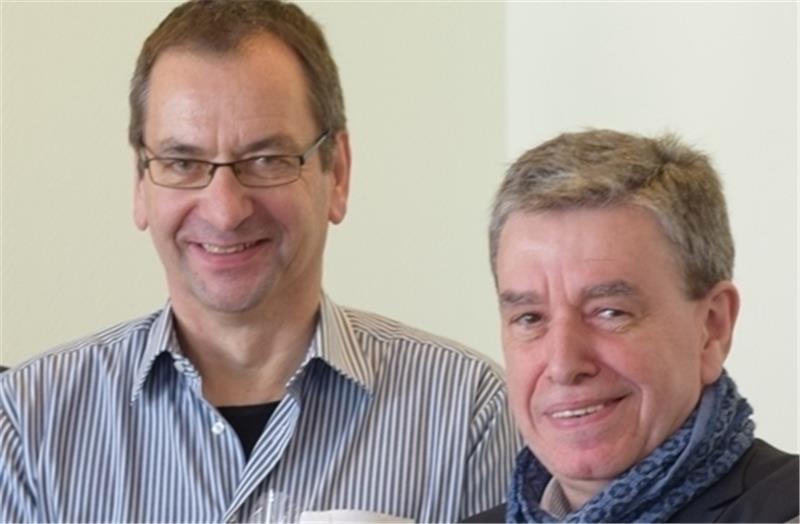 Der scheidende Buxtehuder Lokalchef Rainer Schwartau (links) und sein Stader Kollege Peter von Allwörden . Foto von Borstel