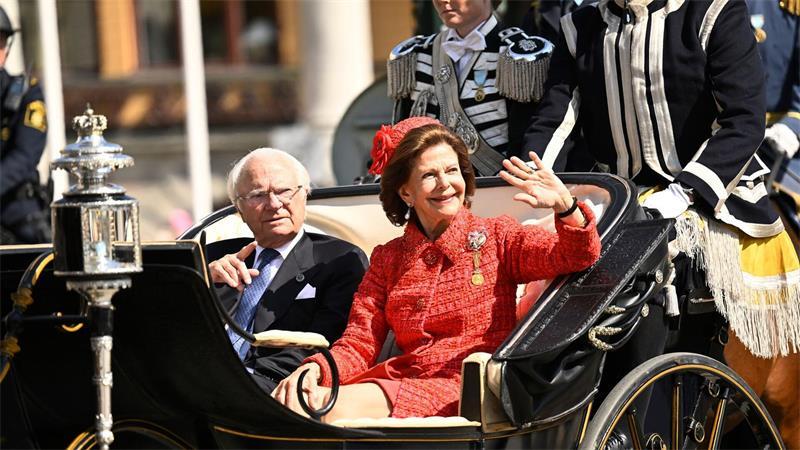 Film über Beatrix geplant - Serienmacher mögen royale Stoffe Der schwedische König Carl XVI. Gustaf und Königin Silvia bei ihrer Goldenen Hochzeit im Juni 2026. (Archivbild)