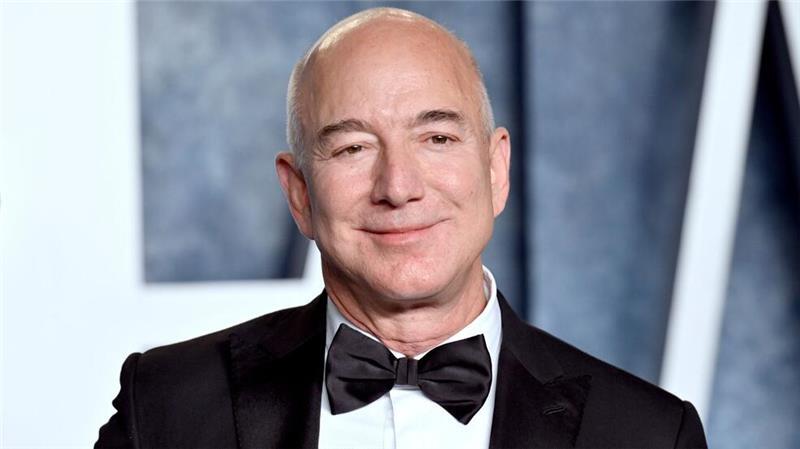 Der schwerreiche Amazon-Gründer Jeff Bezos steht ebenfalls in der Kritik. (Archivbild)