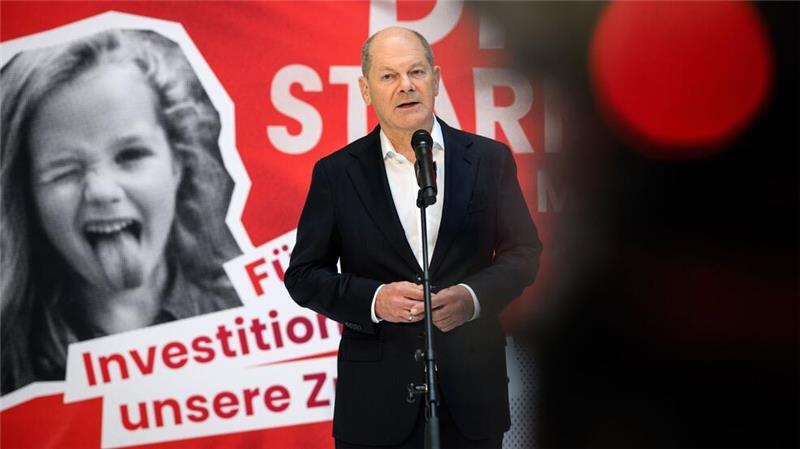 Scholz warnt vor Merz‘ Stahl-Kurs Der traditionelle Besuch beim DGB ist für den Kanzler schon etwas wie ein Heimspiel.