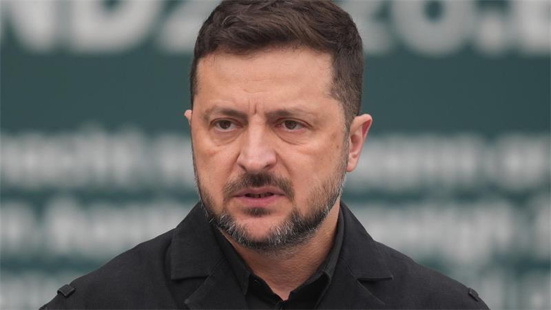 Der ukrainische Präsident Selenskyj fordert weitere Hilfe bei der Flugabwehr gegen die russischen Raketen. (Archivbild)