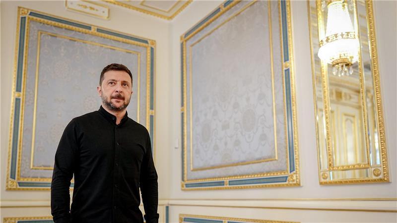Selenskyj fordert vor G7-Gipfel mehr Druck auf Russland Der ukrainische Präsident Wolodymyr Selenskyj fordert schärfere Sanktionen gegen Russland. (Archivbild)